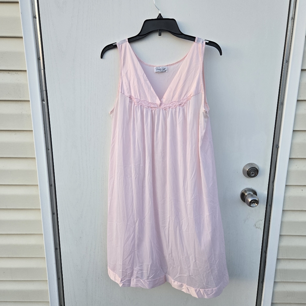Vintage Vanity Fair Pink Nightgown And Robe Set Soft Feminine Coquette Medium